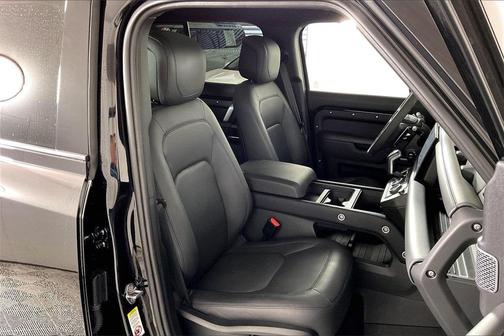 2024 Land Rover Defender P525 V8