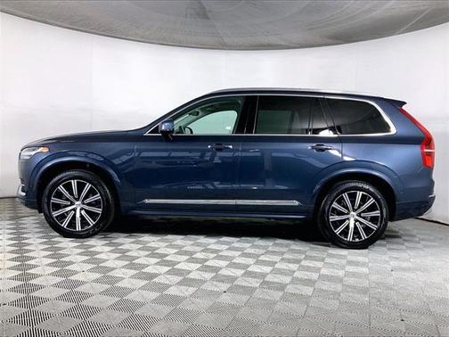 2022 Volvo XC90 T6 Inscription 6 Passenger