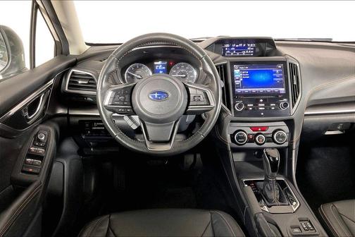 Crystal White Pearl 2018 Subaru Crosstrek 2.0i Limited