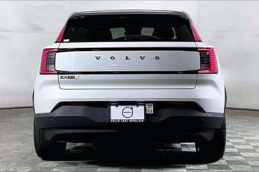 Crystal White 2026 Volvo EX30 Twin Motor Plus