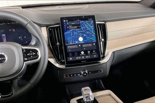 Crystal White Pearl 2026 Volvo XC90 B6 Ultra 6-Seater