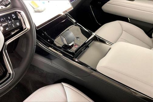 Santorini Black 2026 Land Rover Range Rover Sport P360 SE