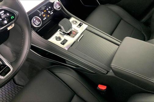 2026 Jaguar F-PACE P400 R-Dynamic S