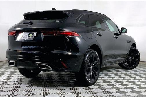 2026 Jaguar F-PACE P400 R-Dynamic S