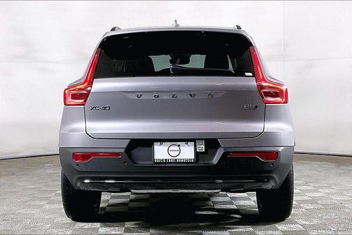 Aurora Blue 2026 Volvo XC40 B5 Plus