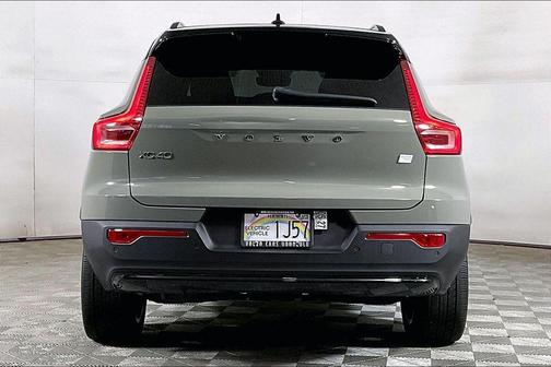 Sage Green Metallic 2023 Volvo XC40 Recharge Pure Electric Twin Plus