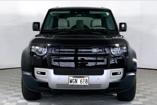 2022 Land Rover Defender 110 SE