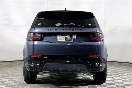 Varesine Blue 2026 Land Rover Discovery Sport LANDMARK