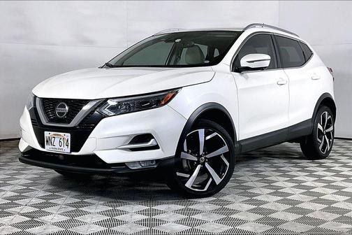 White 2022 Nissan Rogue Sport SL