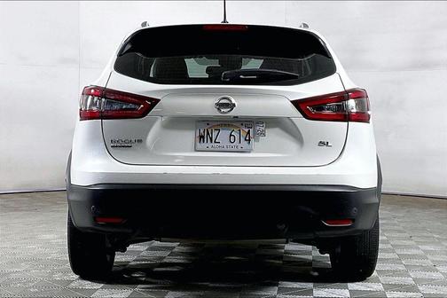 White 2022 Nissan Rogue Sport SL