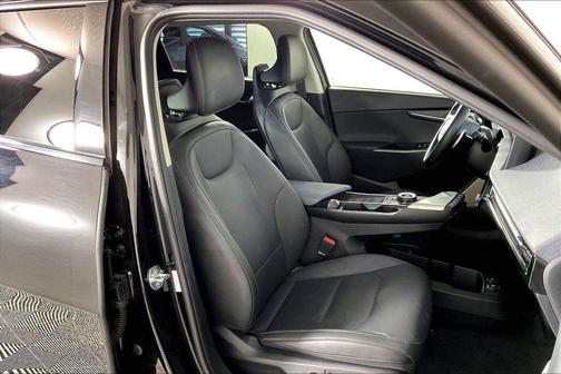 Aurora Black Pearl 2023 Kia EV6 Wind