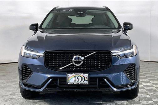 Denim Blue Metallic 2025 Volvo XC60 Plug-In Hybrid T8 Core
