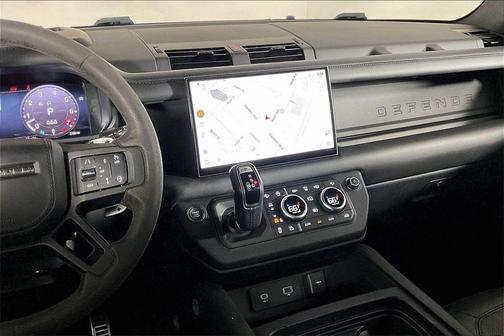 2023 Land Rover Defender 110 V8