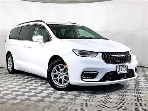 2022 Chrysler Pacifica Touring-L