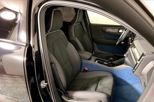 2023 Volvo C40 Recharge Pure Electric Twin Ultimate