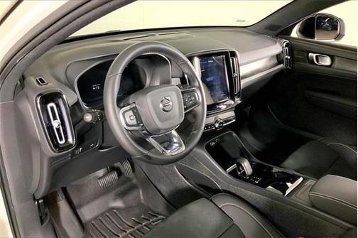 2022 Volvo C40 Recharge Pure Electric P8 Ultimate