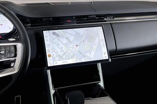 Batumi Gold 2026 Land Rover Range Rover P400 SE