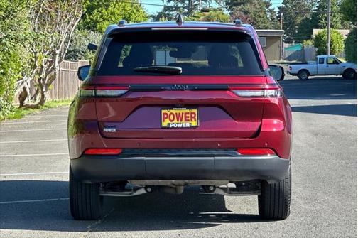 2024 Jeep Grand Cherokee Altitude