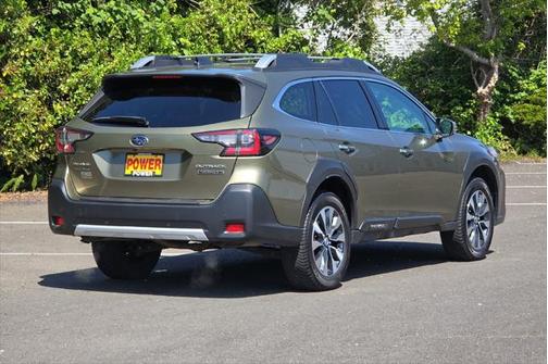 2023 Subaru Outback Touring XT