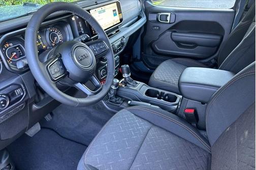 2025 Jeep Gladiator Mojave