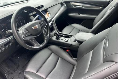 2021 Cadillac XT5 Luxury