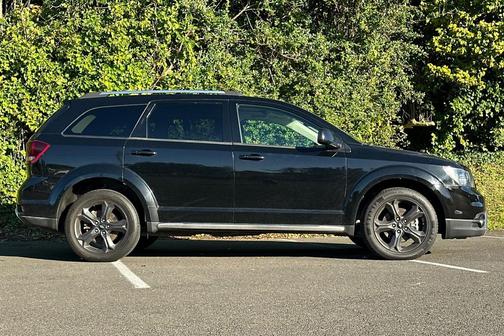 2019 Dodge Journey Crossroad