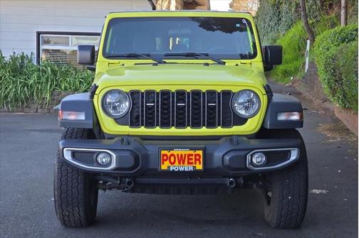 2024 Jeep Gladiator Sport