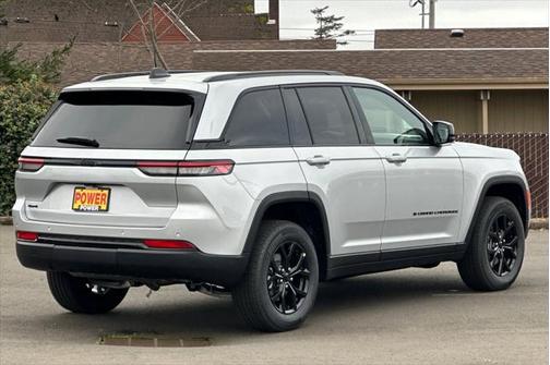 2025 Jeep Grand Cherokee Altitude