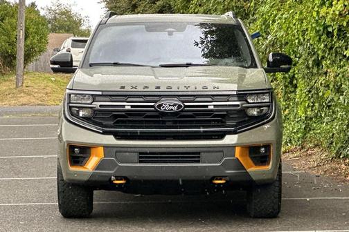 2025 Ford Expedition Tremor
