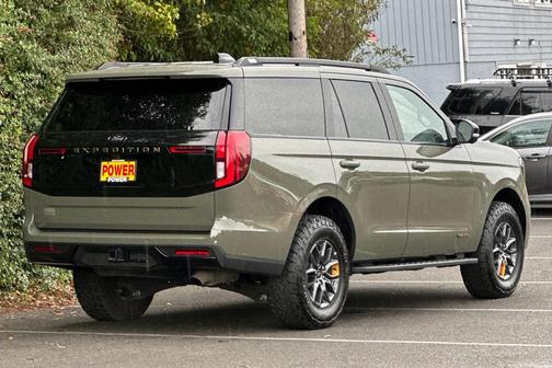 2025 Ford Expedition Tremor