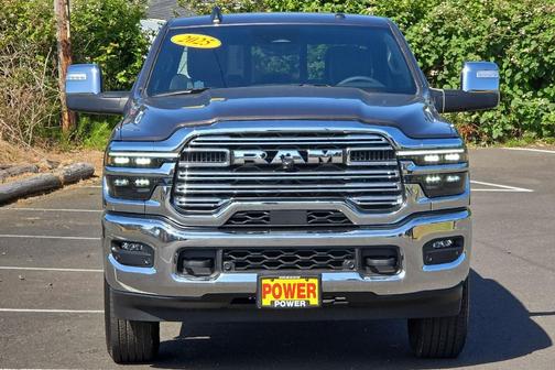 2025 RAM 3500 Laramie Crew Cab 4x4 6'4' Box