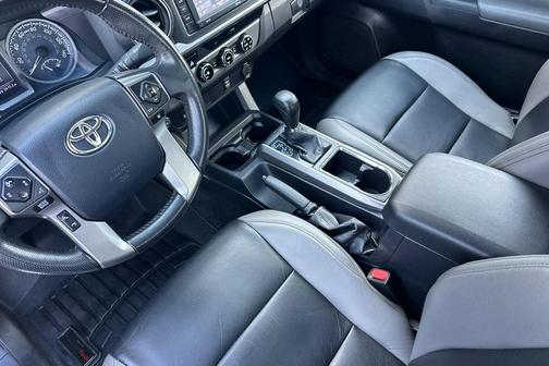 2017 Toyota Tacoma Base