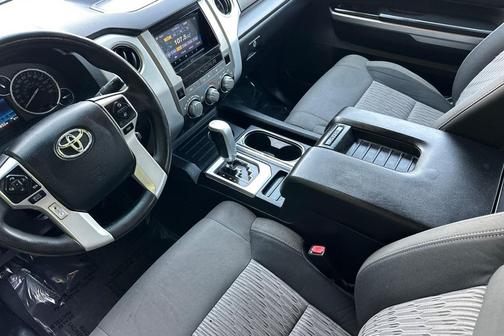2016 Toyota Tundra SR5