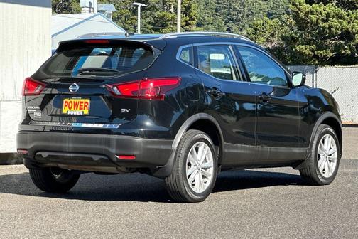 2018 Nissan Rogue Sport SV