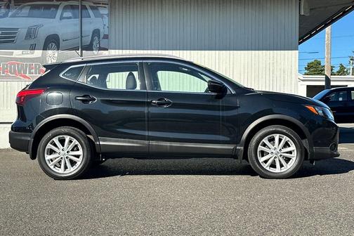 2018 Nissan Rogue Sport SV