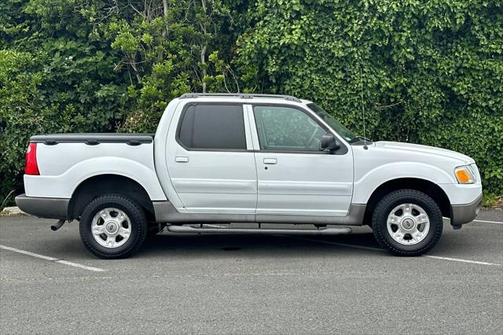 2003 Ford Explorer Sport Trac XLS