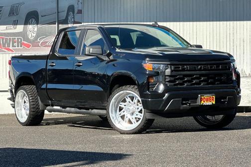 2022 Chevrolet Silverado 1500 Custom