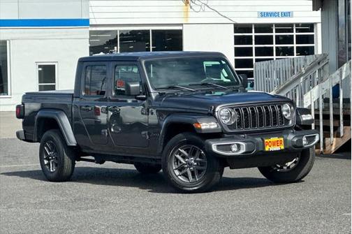 2024 Jeep Gladiator Sport S