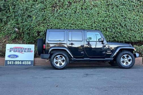 2017 Jeep Wrangler Unlimited Sahara