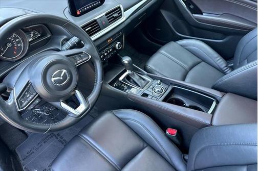 2018 Mazda Mazda3 Touring