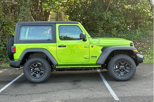 2025 Jeep Wrangler Sport