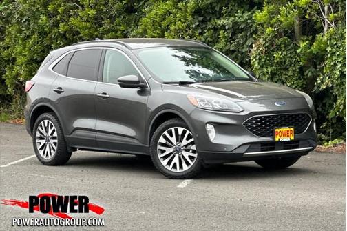2020 Ford Escape Titanium