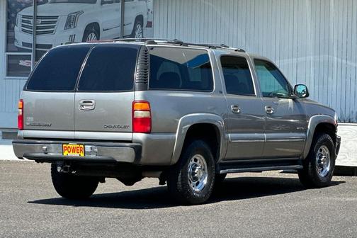 2001 Chevrolet Suburban 2500 LT