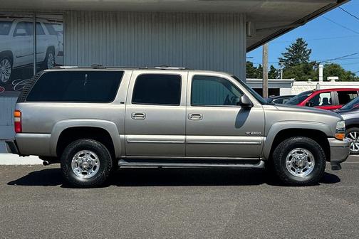 2001 Chevrolet Suburban 2500 LT
