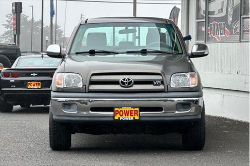 2005 Toyota Tundra Base