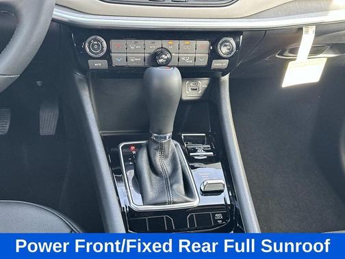 Bright White Clearcoat 2026 Jeep Compass Limited