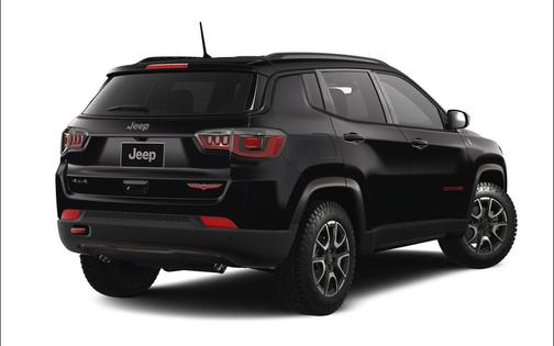 Diamond Black Crystal Pearlcoat 2026 Jeep Compass Trailhawk