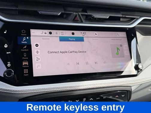 Bright White Clearcoat 2026 Jeep Cherokee Limited