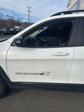 2022 Jeep Cherokee X 4x4