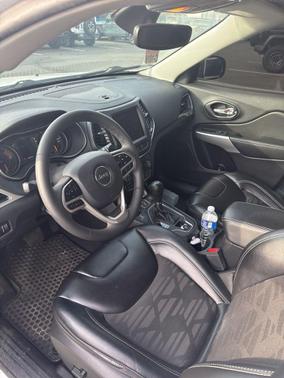 2022 Jeep Cherokee X 4x4